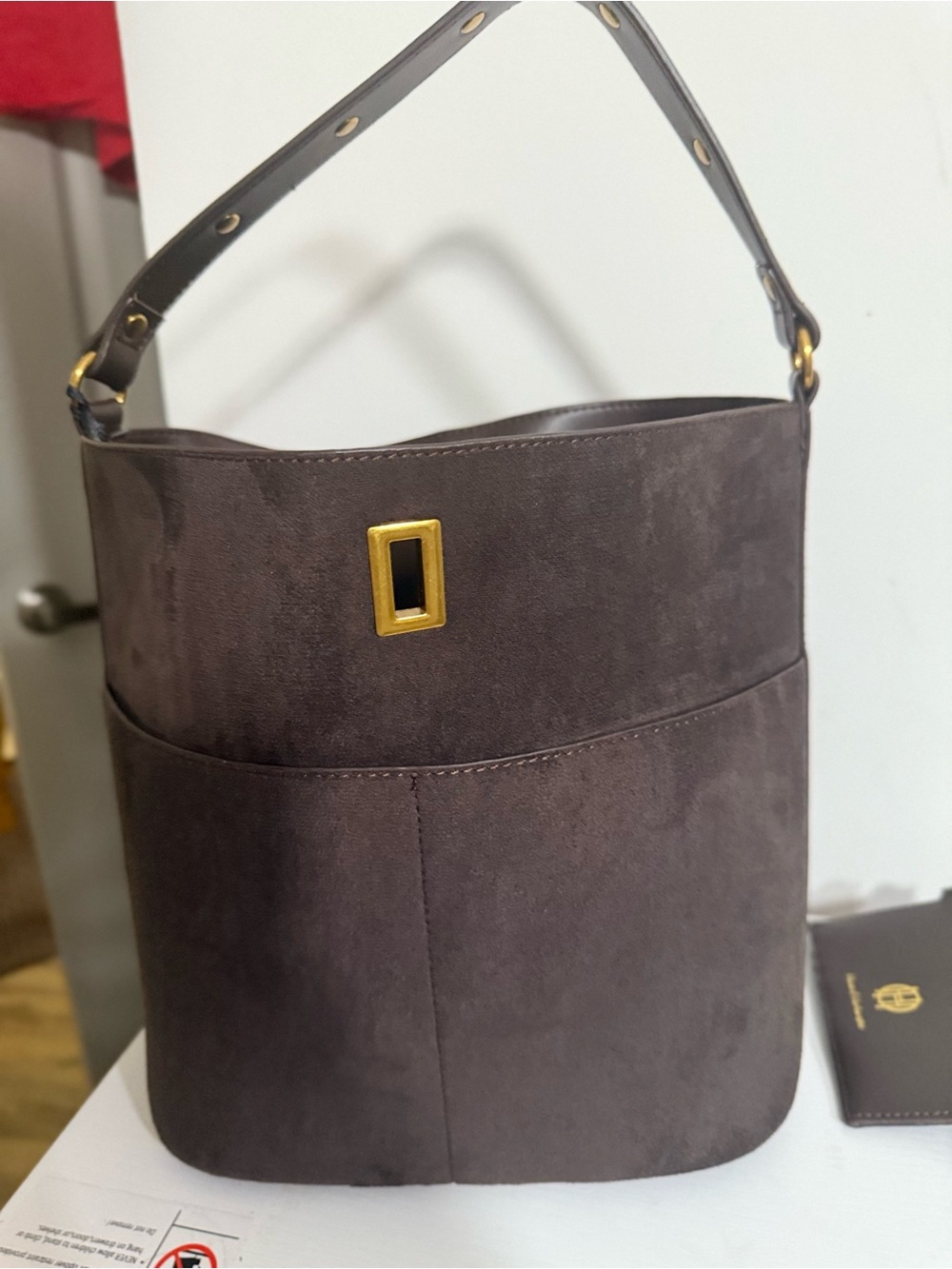 House of Harlow Suede Bucket Shoulder Bag in Dark Brown with wristlet NWOT
